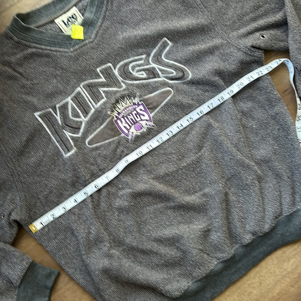 Sacramento Kings Rare Vintage Lee Sports Sweater ! Medium - Picture 3 of 5